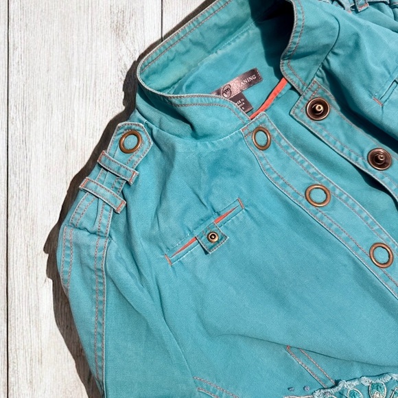 True Meaning Vintage Denim Jacket, A Timeless Classic in Turquoise & Orange - Picture 7 of 10